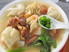 牛腩鲜虾云吞面-初记正宗云吞面