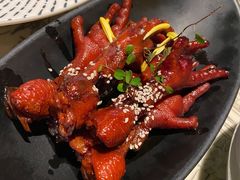 吮指鸡爪-桂满陇天书(南京德基旗舰店)
