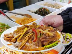 -吕记清真美食城(永兴服装街店)