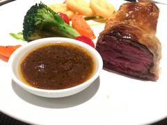 惠灵顿牛扒-百纳·维萨吧西餐厅(百纳瑞汀酒店)