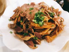 -渝君重庆火锅(嘉宾路店)
