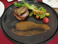 -红房子西菜馆(淮海中路店)