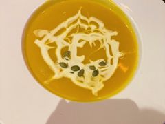 鲜橙南瓜汤-YUE·6·西式融合餐厅(外滩六号店)