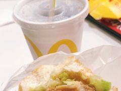 -麦当劳(潮南峡山得来速店)