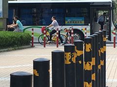 -上海跨国采购会展中心