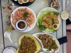 -覃记海鲜美食餐厅