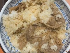 招牌牛肉饭-吉野家(南昌铜锣湾店)