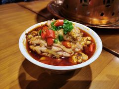 -炉小二铜锅牛蛙•川湘菜(三里屯店)
