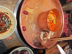 -菌自由丨野生菌火锅特色庭院餐厅(丽江古城店)