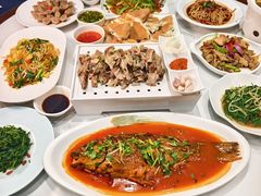 -民族手抓羊肉馆·滩羊手抓·烤全羊