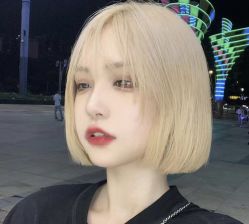 -AYO SALON