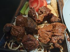 -穹六人间 people 6(岳阳路店)