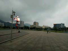 -哈布斯扒房(华发商都店)