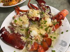 -三亚火车头万人海鲜广场