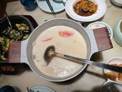 -佬麻雀·新湘菜(东方宝泰店)