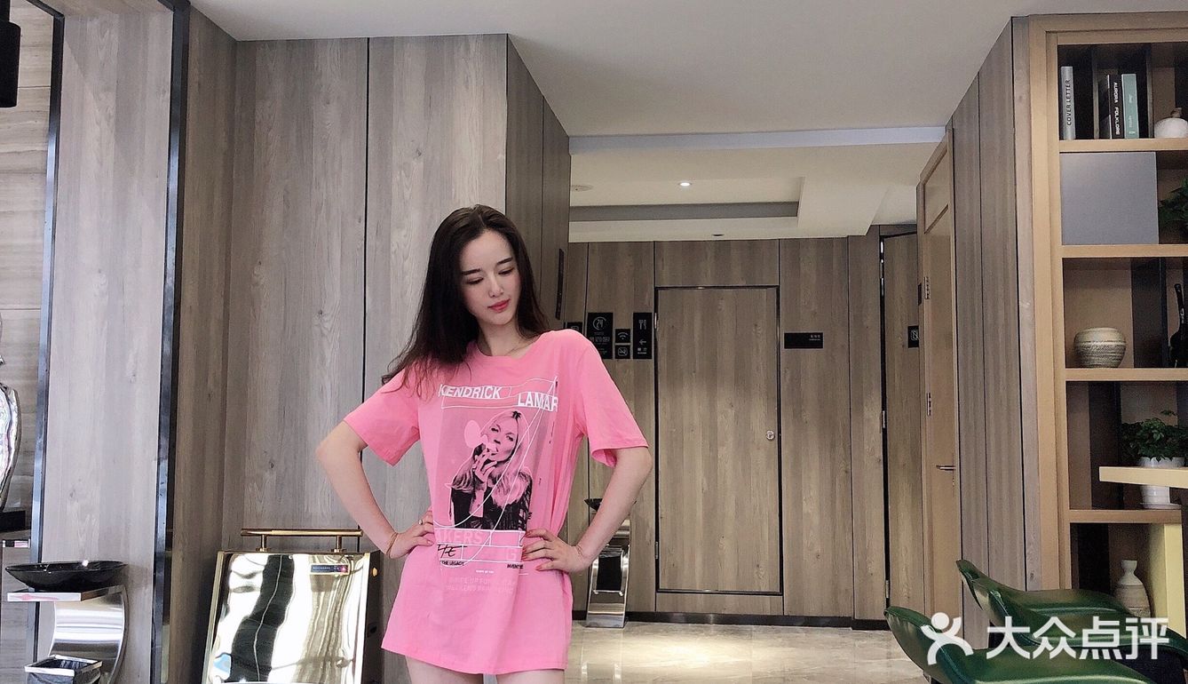 从而达到瘦腿的效果。而抽脂主要针对的是脂肪型肥胖
