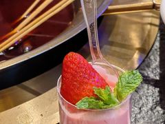 草莓甜品-旺蜀主成都串串火锅(西直门凯德MALL店)