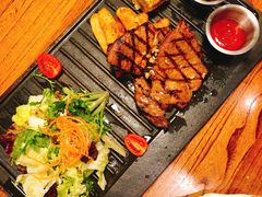 -I HOLIC艾豪丽披萨(KKone店)