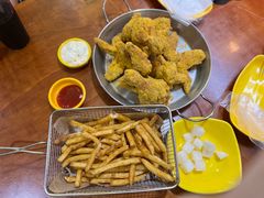 -BHC炸鸡(明洞总店)