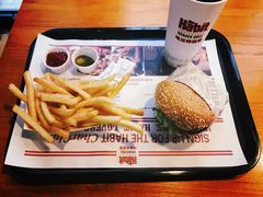 -The Habit Burger Grill 哈比特汉堡(爱琴海店)