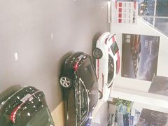 -上海冠松华奥奥迪4S店(张江店)