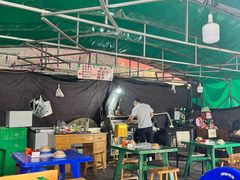-超越海鲜屋(飞龙物业店)