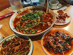 -自贡盐帮菜·玩辣餐厅(樱花园西街店)