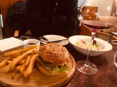 -羽深肉铺 Steak & Wine
