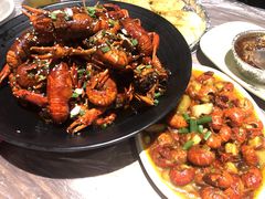 -巴厘龙虾·榜首油焖大虾(音乐学院·沿江酒馆店)