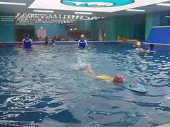 -Swim斯卫姆国际儿童游泳中心(红博中央公园店)