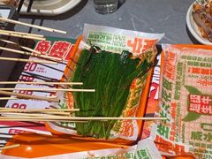 -威记烧嘢·南宁烧烤·超级生牛(绿地店)