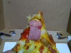 新奥尔良风情烤肉比萨-必胜客(瑞虹店)