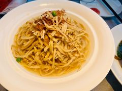 火腿笋干丝-吴越荣记苏州菜·松鼠桂鱼 100% 活鱼现做(月光码头店)