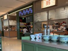 -潮界(LU·ONE凯德晶萃广场店)