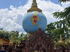 -一寨两国风景区