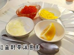 红鱼籽带洋葱末-莫斯科餐厅