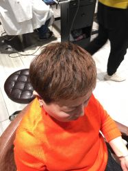 -PE SALON