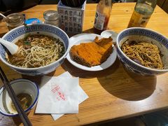 -沪西老弄堂面馆(定西路店)