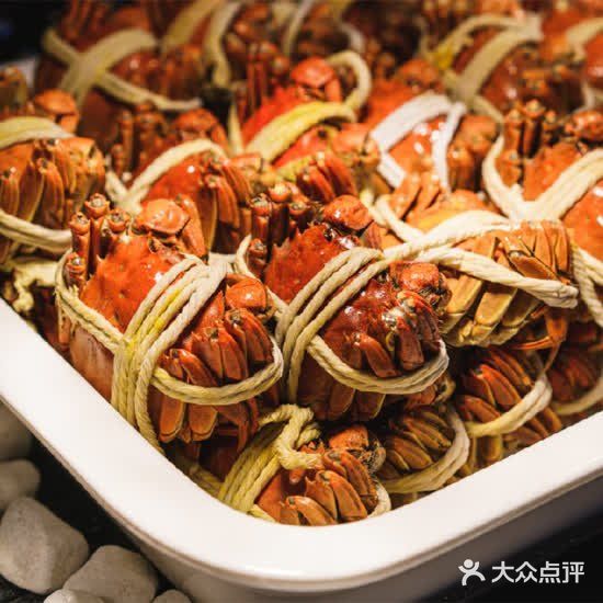 6口味大闸蟹畅吃！陆家嘴江畔五星级酒店，100+种美食自助
