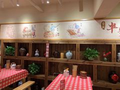 -思博半步颠小酒馆(梦时代店)