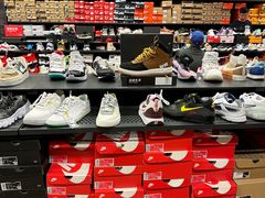 -法雅体育工厂店(皂君庙路店)