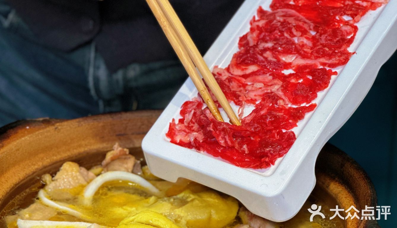 不可错过的美食体验 | 打卡醉东庐·榴莲鸡煲·啫啫煲