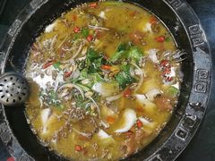 -烧哥美蛙肥肠鱼火锅·十五年社区店