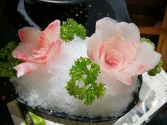 玫瑰鲷鱼片-洪氏嗨捞·广东猪肚鸡·椰子鸡火锅(西咸万象城店)