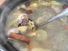 -濠轩阁特色生蚝火锅(水湾路店)