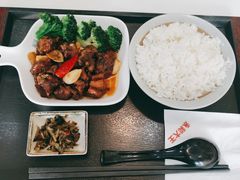 -永和大王·现磨豆浆·卤肉饭(九亭SH085店)