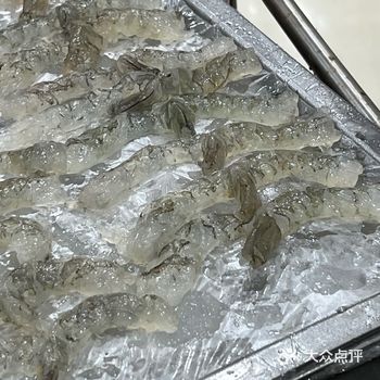 有天跟姐妹们做完指甲正在思索吃什么，突然想到这家店就