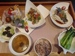 -妈咪爱月子中心·母婴护理