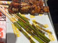 -威记烧嘢·南宁烧烤·超级生牛(绿地店)