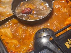 -老牌坊云南鱼豆花火锅(哈西万达店)